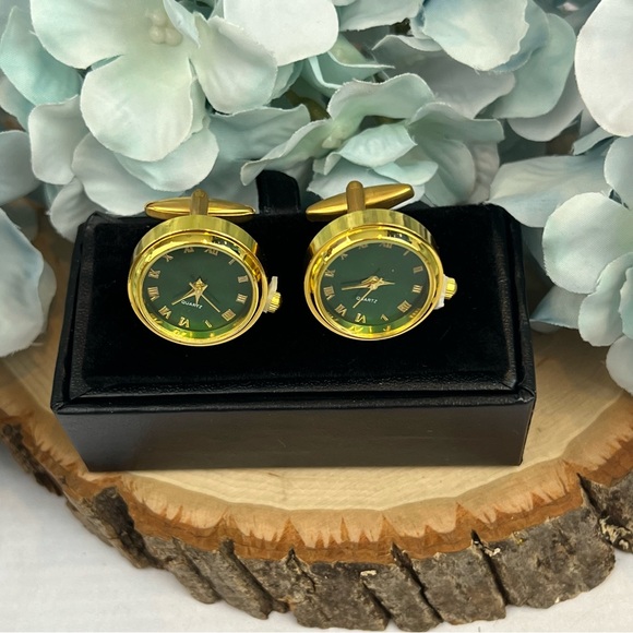 Emerald Green and Gold Quartz Watch Cufflinks - Picture 14 of 16